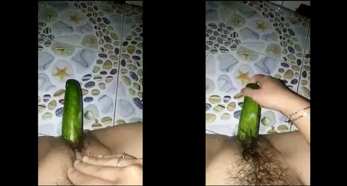 Yêu xa em nứng tìm đến dưa leo